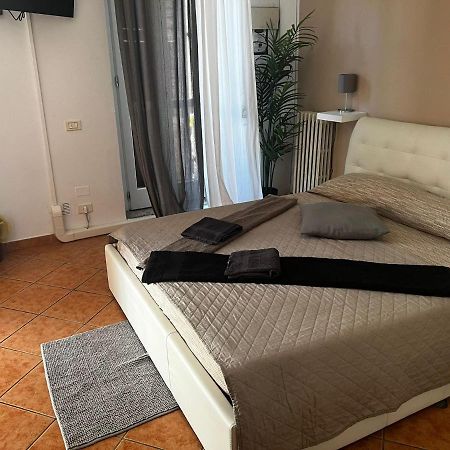 Destiny Home 2 Verona - Piazza Isolo Екстер'єр фото
