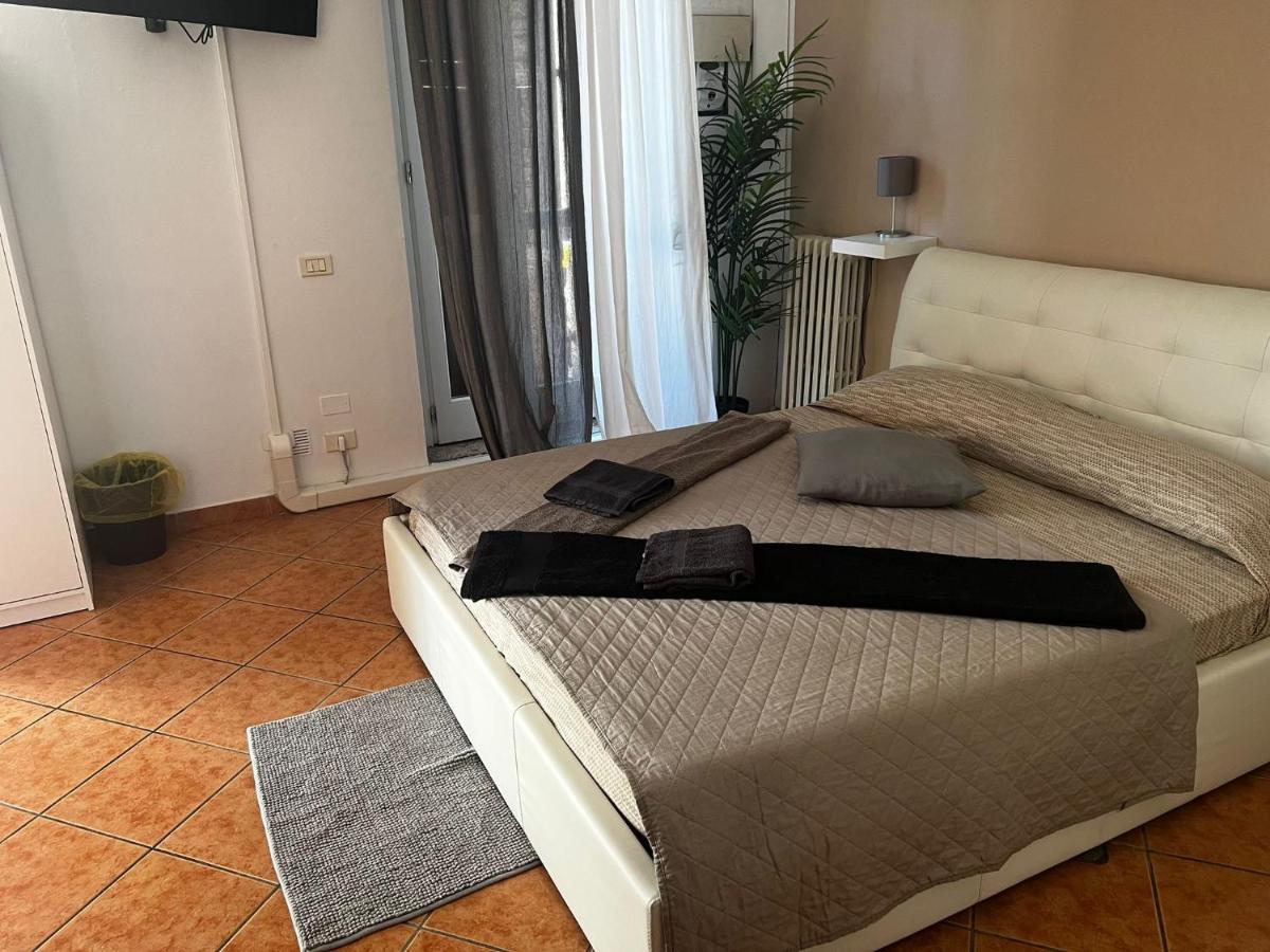 Destiny Home 2 Verona - Piazza Isolo Екстер'єр фото